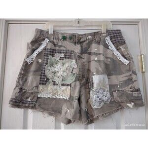 Hand Crafted Camouflage Floral Patchwork Women's Shorts